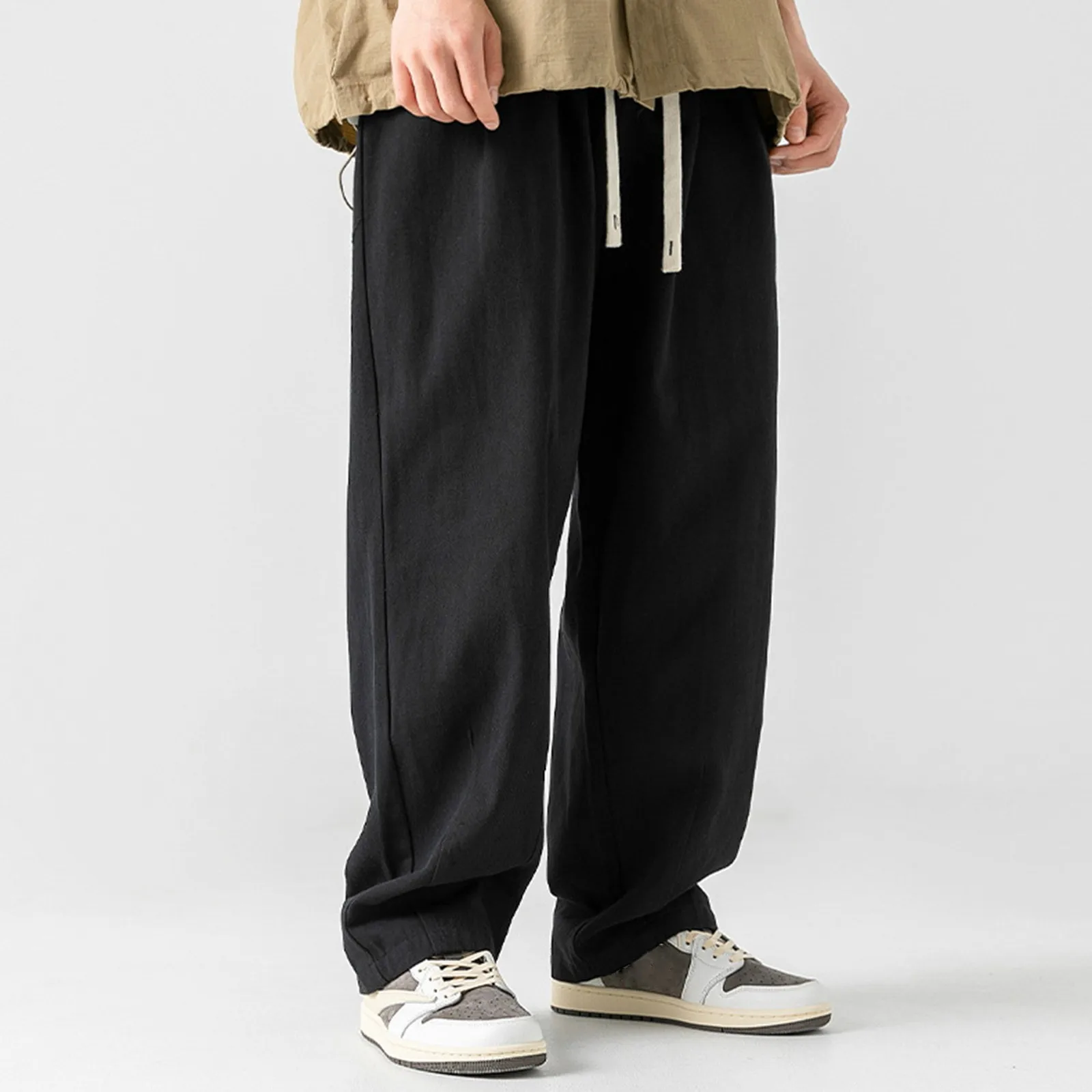 Men's Trousers comfortable BreathableThin Men's Summer Cotton Drape shorts Retro Double Pleated Design All-Match Casual Pants
Men's Trousers comfortable BreathableThin Men's Summer Cotton Drape shorts Retro Double Pleated Design All-Match Casual Pants