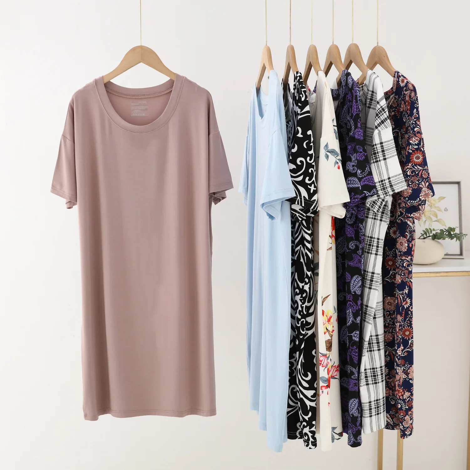 Modal Nightgown Women Summer Loose Thin Mid-Length Sleep Night Dress Short-Sleeved Homewear Pullover Nighty For Ladies
Modal Nightgown Women Summer Loose Thin Mid-Length Sleep Night Dress Short-Sleeved Homewear Pullover Nighty For Ladies