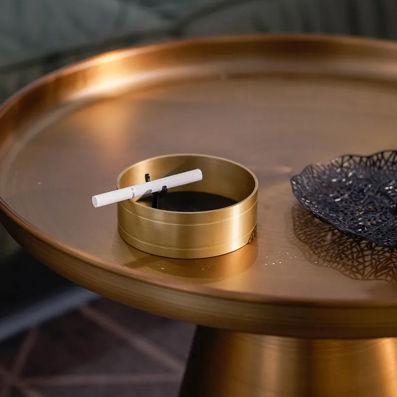 Nordic pure copper ashtray personalized office coffee table full copper incense ashtray household living room customized ashtray
Nordic pure copper ashtray personalized office coffee table full copper incense ashtray household living room customized ashtray