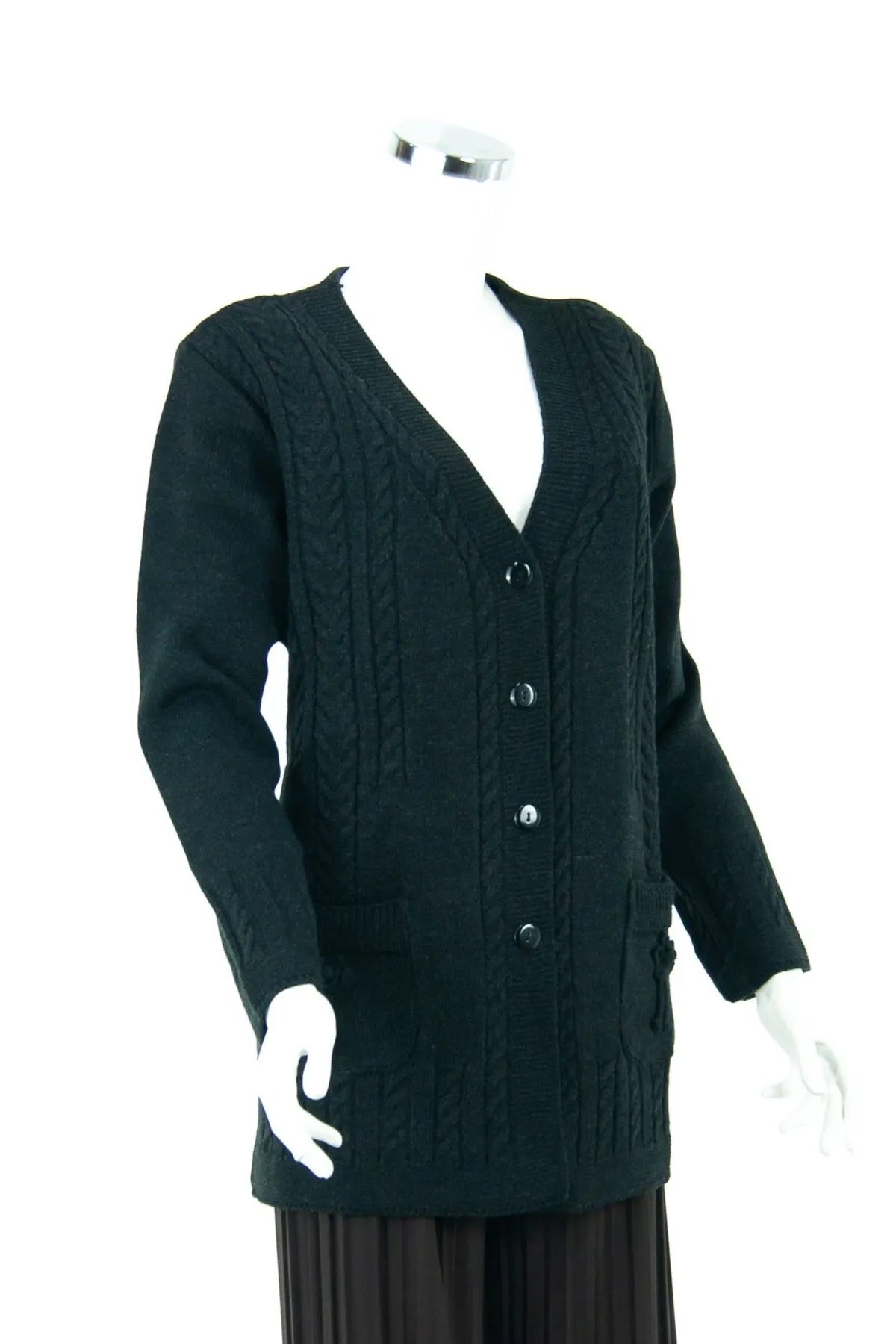 Women's Cardigan Black Winter V-Neck Buttoned Double Pocket Casual Cut Wool Thick Woven Mother Casual Fashion Sweaters Jumper Jumper
Women's Cardigan Black Winter V-Neck Buttoned Double Pocket Casual Cut Wool Thick Woven Mother Casual Fashion Sweaters Jumper Jumper