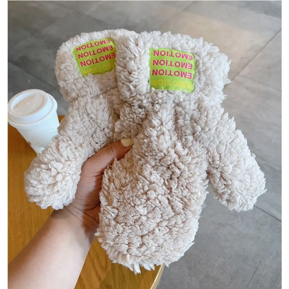 Пушистые зимние перчатки, плотные бархатные белые перчатки с надписью, теплые плюшевые перчатки с подвесным воротником для женщин
Пушистые зимние перчатки, плотные бархатные белые перчатки с надписью, теплые плюшевые перчатки с подвесным воротником для женщин