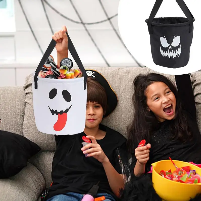 Halloween Candy Bags Party Favor Bags With LED Light Cute Halloween Portable Candy Bag Halloween Decorations Kids Gift Bag
Halloween Candy Bags Party Favor Bags With LED Light Cute Halloween Portable Candy Bag Halloween Decorations Kids Gift Bag