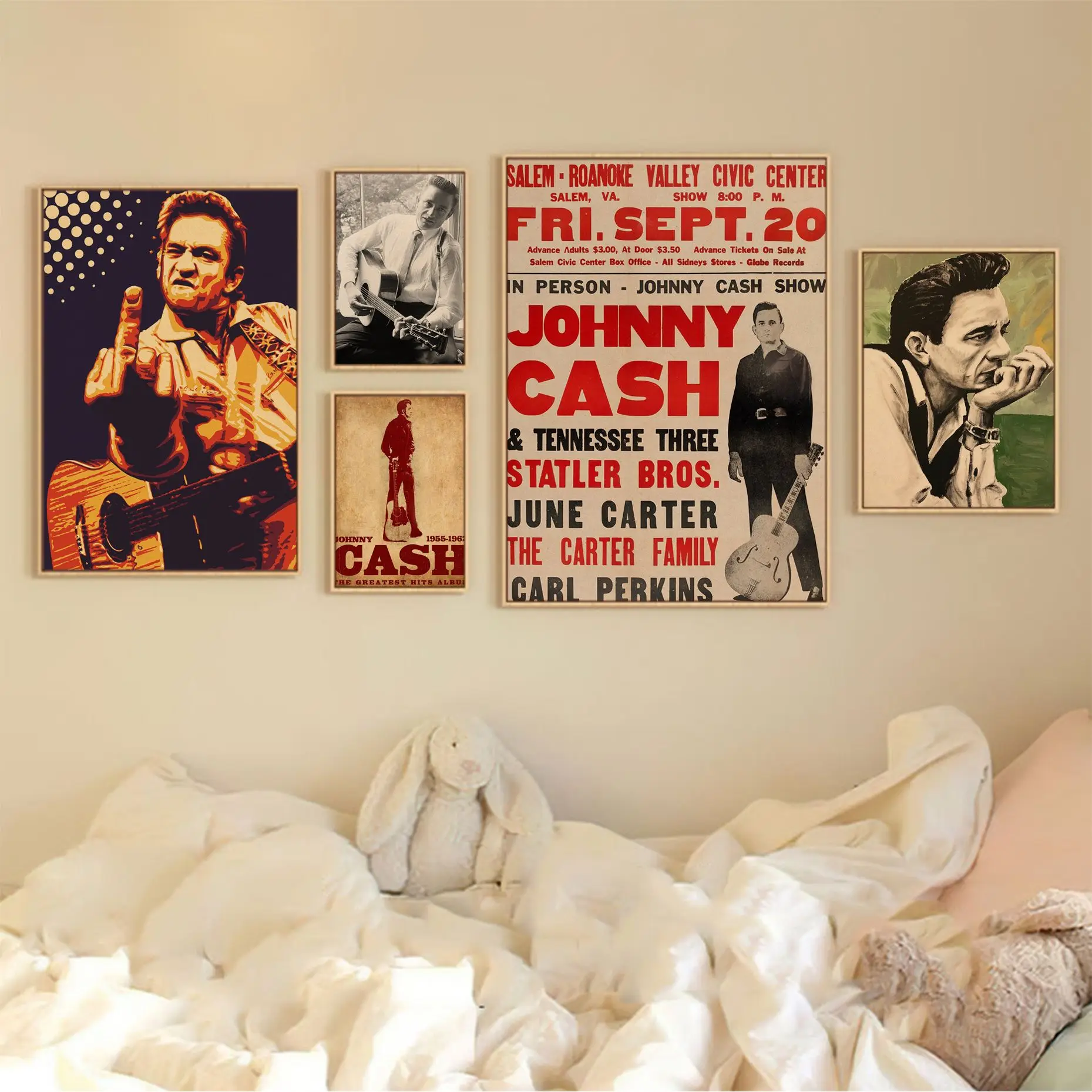 Rock Music Band Star Johnny Cash Vintage Posters Retro Kraft Paper Sticker DIY Room Bar Cafe Nordic home decor
Rock Music Band Star Johnny Cash Vintage Posters Retro Kraft Paper Sticker DIY Room Bar Cafe Nordic home decor
