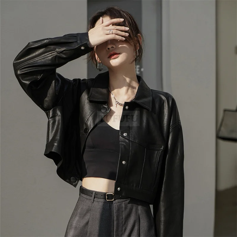 Black Cropped Leather Jacket Women Korean High Street Leather Blazers Women Vintage Streetwear Moto Bike Jacket Autumn 2022 New
Black Cropped Leather Jacket Women Korean High Street Leather Blazers Women Vintage Streetwear Moto Bike Jacket Autumn 2022 New