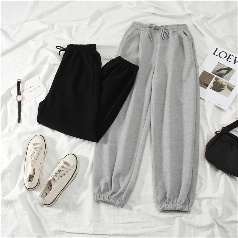 2022 Autumn Sweatpants Women Unisex Gray Wide Leg Sweat Pants Men Women Pants Custom Swearshirt Pents Casual Loose Baggy Pants
2022 Autumn Sweatpants Women Unisex Gray Wide Leg Sweat Pants Men Women Pants Custom Swearshirt Pents Casual Loose Baggy Pants