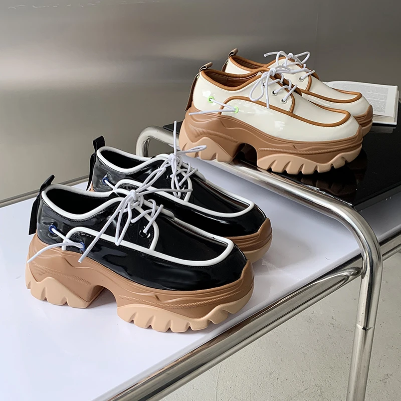 2022 New Women Platform Loafers Spring British Style Martin Single Shoes Female Thick Sole Fashion Casual Shoes
2022 New Women Platform Loafers Spring British Style Martin Single Shoes Female Thick Sole Fashion Casual Shoes