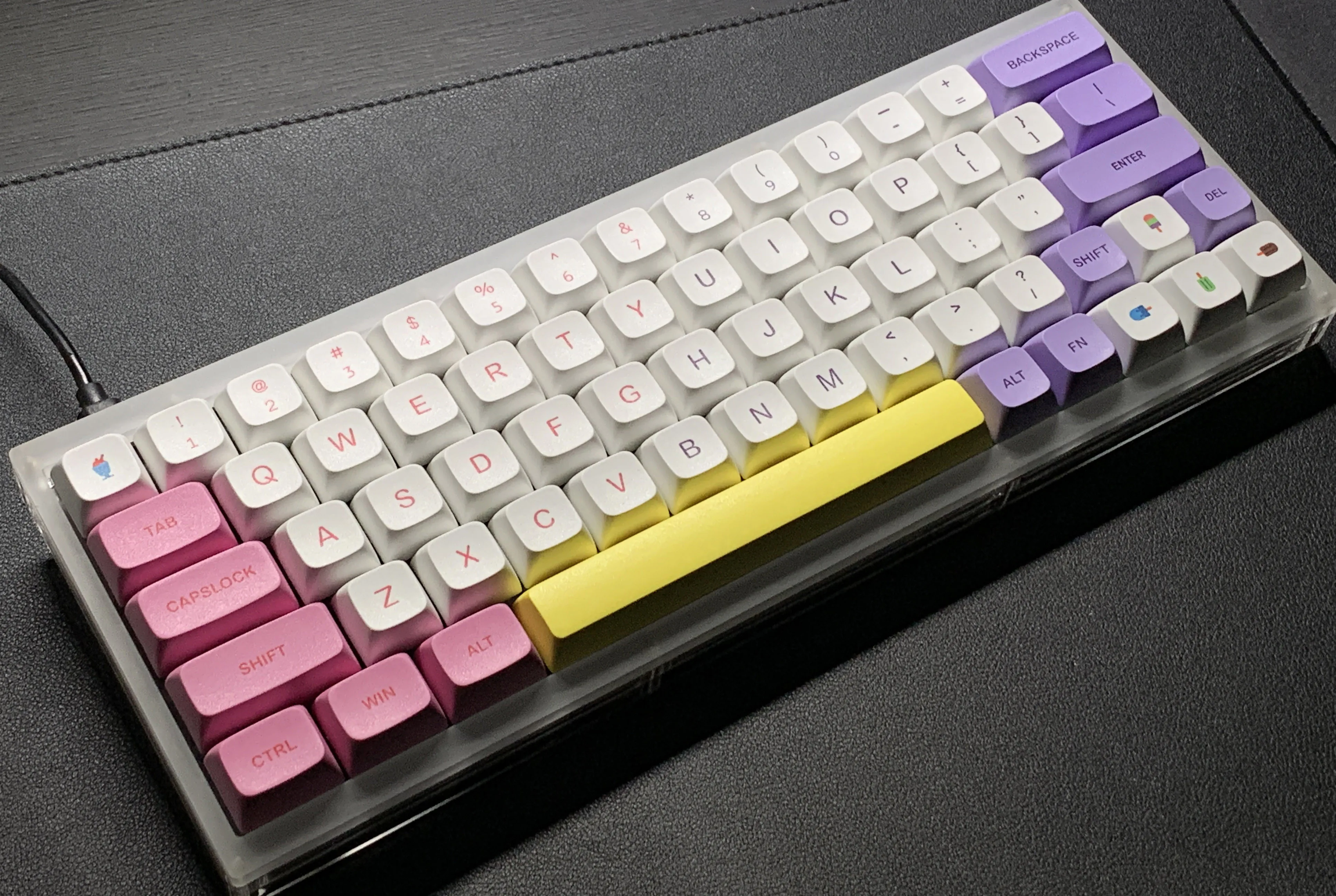 PBT Keycap DYE-SUB OEM Profile 135 Key Keycaps Ice Cream Personalized Minimalist Colorful Keycap Cherry For Mechanical Keyboard
PBT Keycap DYE-SUB OEM Profile 135 Key Keycaps Ice Cream Personalized Minimalist Colorful Keycap Cherry For Mechanical Keyboard