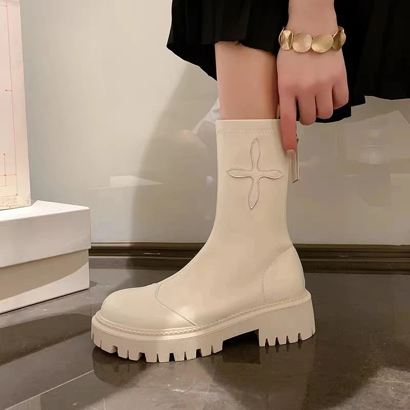 Autumn Woman Boots Winter Stretch Shoes Platform Chunky Boots Black Beige Block Heel Tractor Booties Zipper Designer 2022 New 
Autumn Woman Boots Winter Stretch Shoes Platform Chunky Boots Black Beige Block Heel Tractor Booties Zipper Designer 2022 New