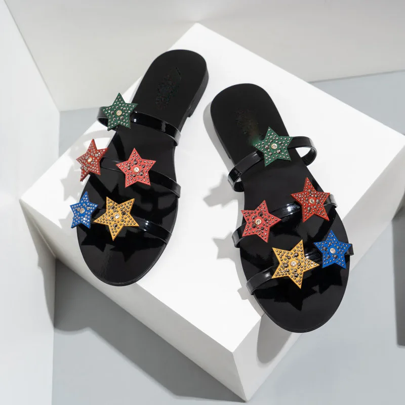 2022 New Brand Women Slipper Flat Fashion pentagram decoration Bling Rhinestone Beach Slides Summer Sandal Outdoor sandals
2022 New Brand Women Slipper Flat Fashion pentagram decoration Bling Rhinestone Beach Slides Summer Sandal Outdoor sandals