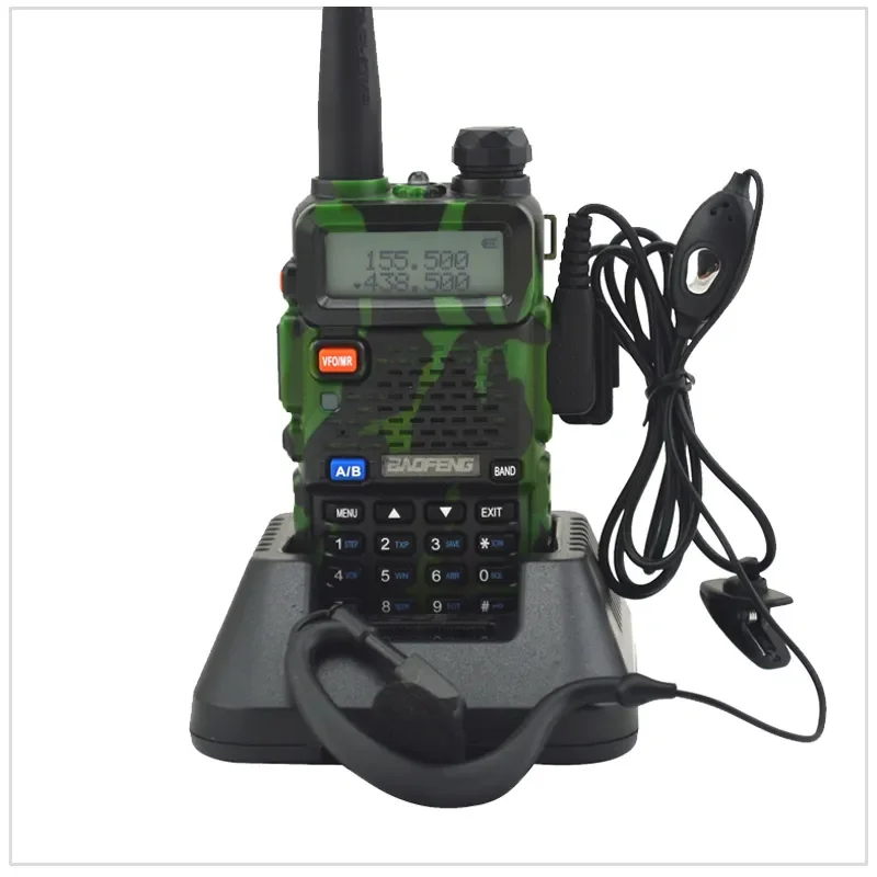 Camouflage baofeng Radio dualband UV-5R walkie talkie dual display 136-174/400-520MHz two way radio with free earpiece BF-UV5R
Camouflage baofeng Radio dualband UV-5R walkie talkie dual display 136-174/400-520MHz two way radio with free earpiece BF-UV5R