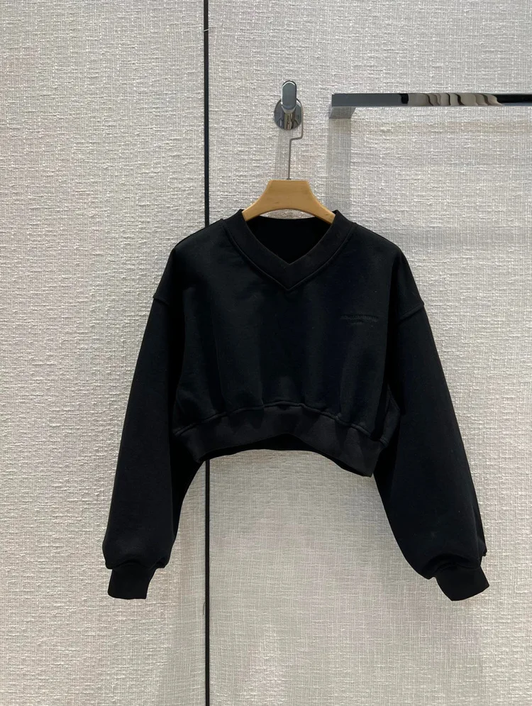 Design V-neck Short Sweatshirt 2022 Long Sleeve Casual Loose Sweatshirts Women's Group Solid Waistless High-end Sweatshirts
Design V-neck Short Sweatshirt 2022 Long Sleeve Casual Loose Sweatshirts Women's Group Solid Waistless High-end Sweatshirts