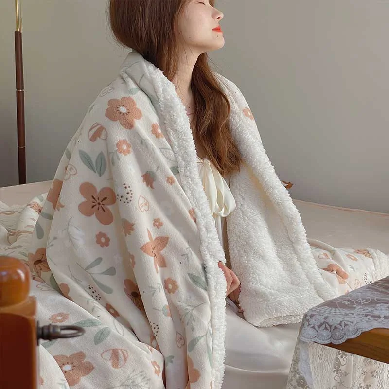 Milk Velvet Blanket Children's Blankets Autumn and Winter Thickening Lambswool Blanket Thickened Double-Sided Fleece Nap Blanket
Milk Velvet Blanket Children's Blankets Autumn and Winter Thickening Lambswool Blanket Thickened Double-Sided Fleece Nap Blanket