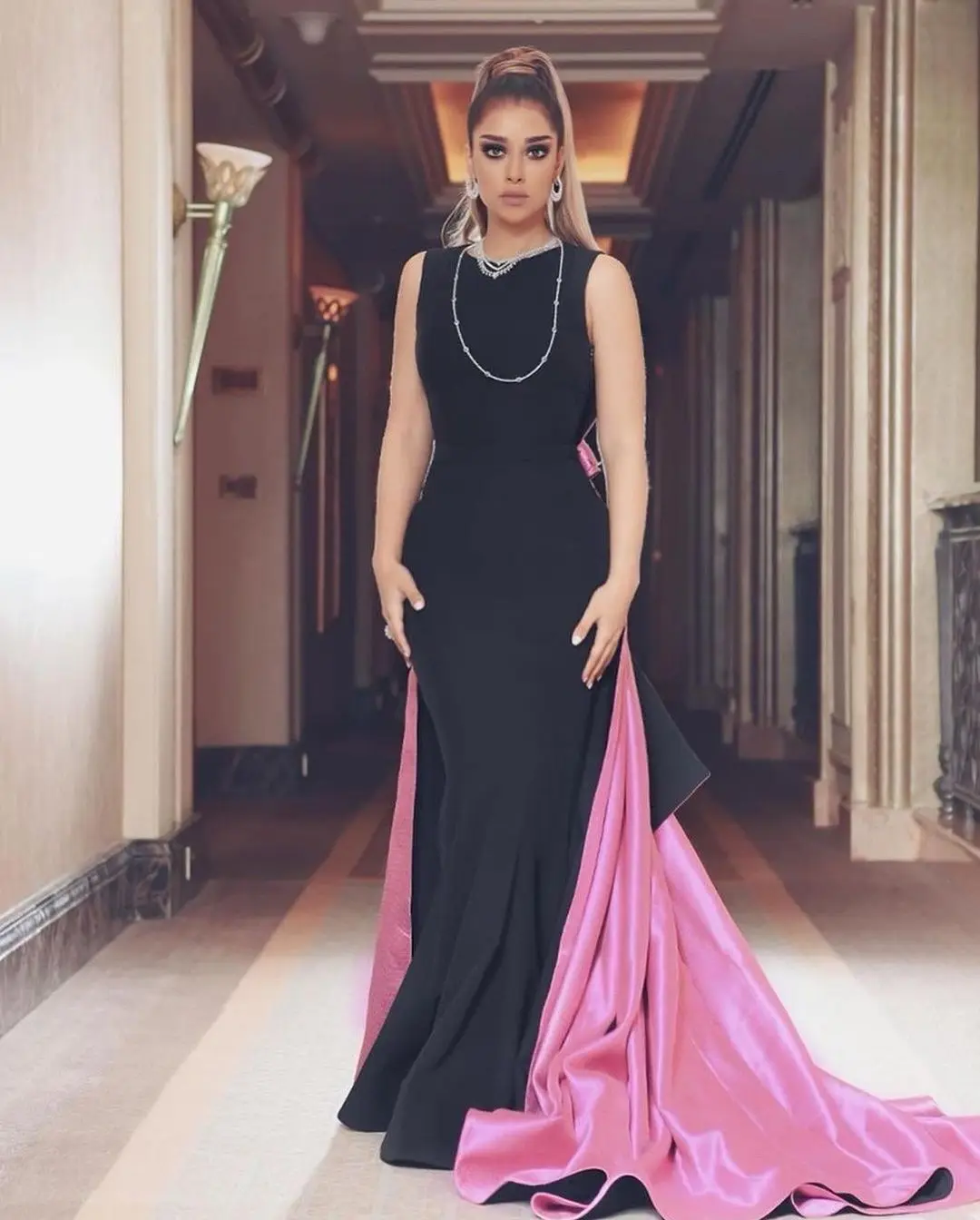 Sayulita Vestidos De Ocasión Formales O-Neck Black Mermaid Evening Dresses with Detachable Train Long Prom Party Formal Gowns
Sayulita Vestidos De Ocasión Formales O-Neck Black Mermaid Evening Dresses with Detachable Train Long Prom Party Formal Gowns