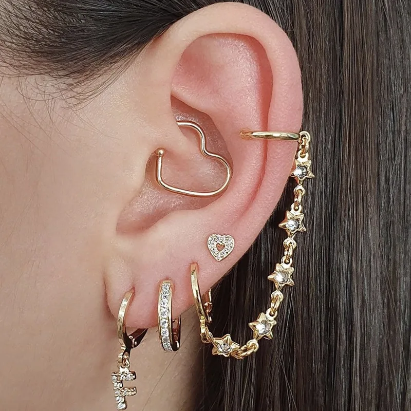 4pcs Fashion Moon Star Alloy Diamond Non-Piercing Clip Earrings Fake Cartilage Ear Cuff For Women Girls Jewelry Accessories
4pcs Fashion Moon Star Alloy Diamond Non-Piercing Clip Earrings Fake Cartilage Ear Cuff For Women Girls Jewelry Accessories