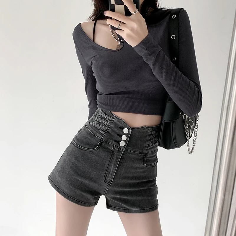 Denim Shorts Women Supper High Waist Cross braid Casual Loose Summer Wide Leg Pants Slim Waist Women's Jeans Korean Fashion Y2K
Denim Shorts Women Supper High Waist Cross braid Casual Loose Summer Wide Leg Pants Slim Waist Women's Jeans Korean Fashion Y2K