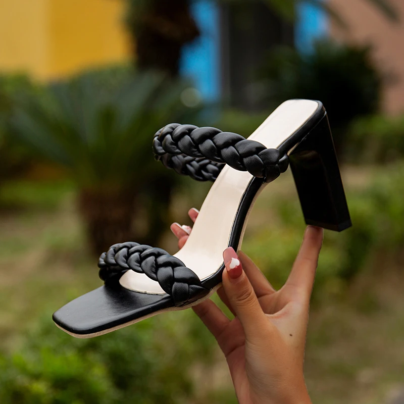 Women's sandals European and American fashion 2022 summer new woven material open toe high heel sandals female stiletto 8CM
Women's sandals European and American fashion 2022 summer new woven material open toe high heel sandals female stiletto 8CM