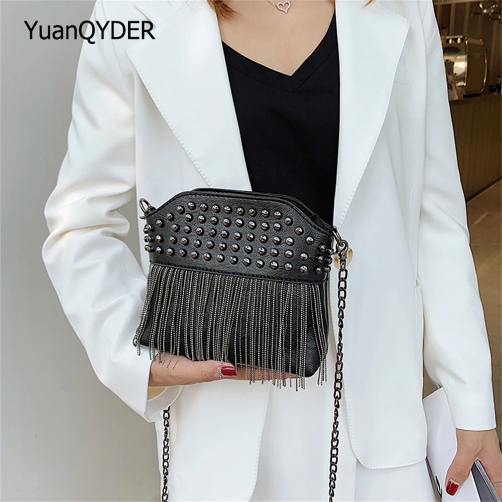 2022 New High Quality Leather Ladies Shoulder Bag Fashion Tassel Rivet Design Women Messenger Bags Mini Women's Cell Phone Bag
2022 New High Quality Leather Ladies Shoulder Bag Fashion Tassel Rivet Design Women Messenger Bags Mini Women's Cell Phone Bag