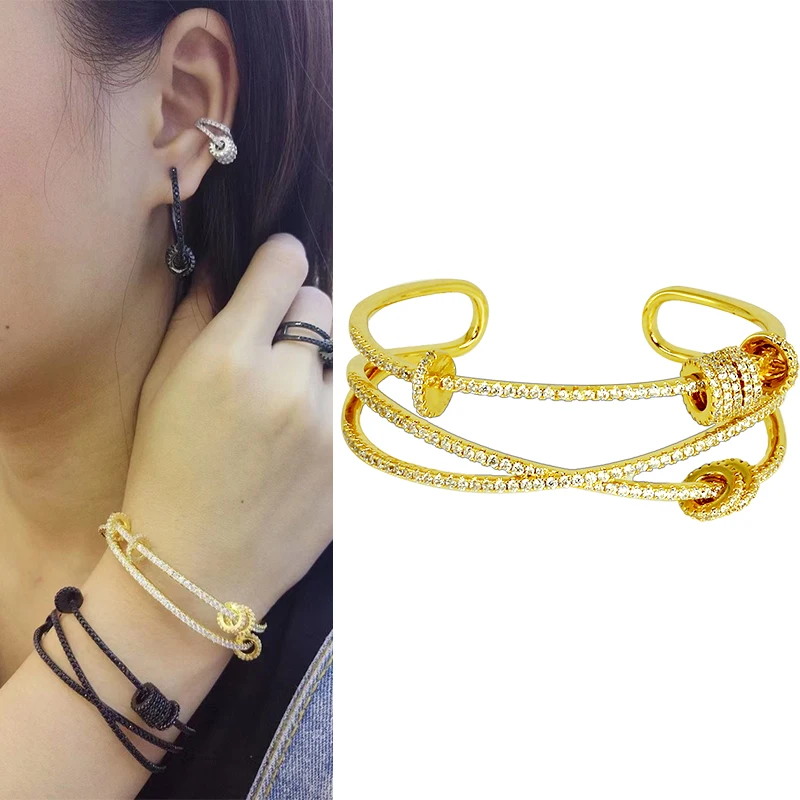 Bangles for Women Zircon Fashion Charm Luxury Brand Gold Color Crystal Stones Love African Jewelry Dubai Christmas Gift
Bangles for Women Zircon Fashion Charm Luxury Brand Gold Color Crystal Stones Love African Jewelry Dubai Christmas Gift