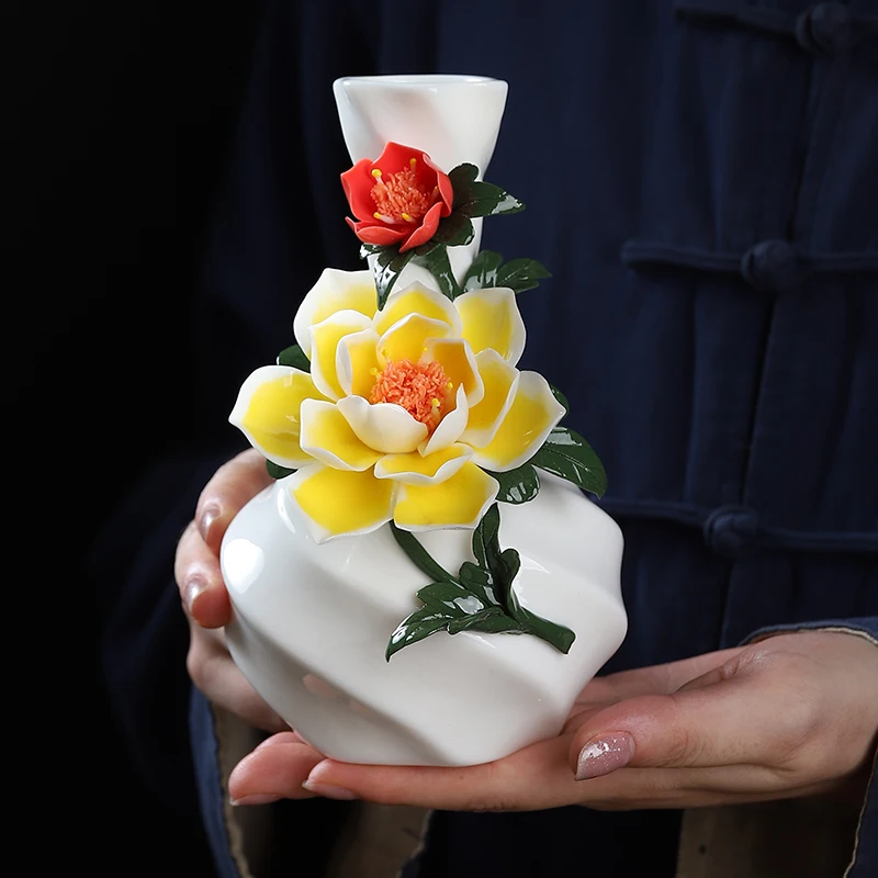Hand-made Porcelain Vase Ornaments Office Study Teahouse Desktop Floret Flower Arrangement Household Decor Home Decoration
Hand-made Porcelain Vase Ornaments Office Study Teahouse Desktop Floret Flower Arrangement Household Decor Home Decoration