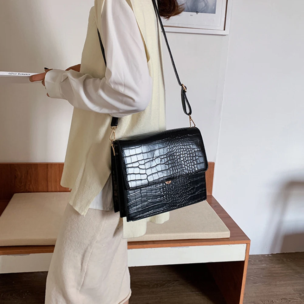 Bags for Women PU Leather Stone Pattern Shoulder Bag Lady Solid Color Flap Square Luxury Brand Designer Handbags Clutch Bags
Bags for Women PU Leather Stone Pattern Shoulder Bag Lady Solid Color Flap Square Luxury Brand Designer Handbags Clutch Bags