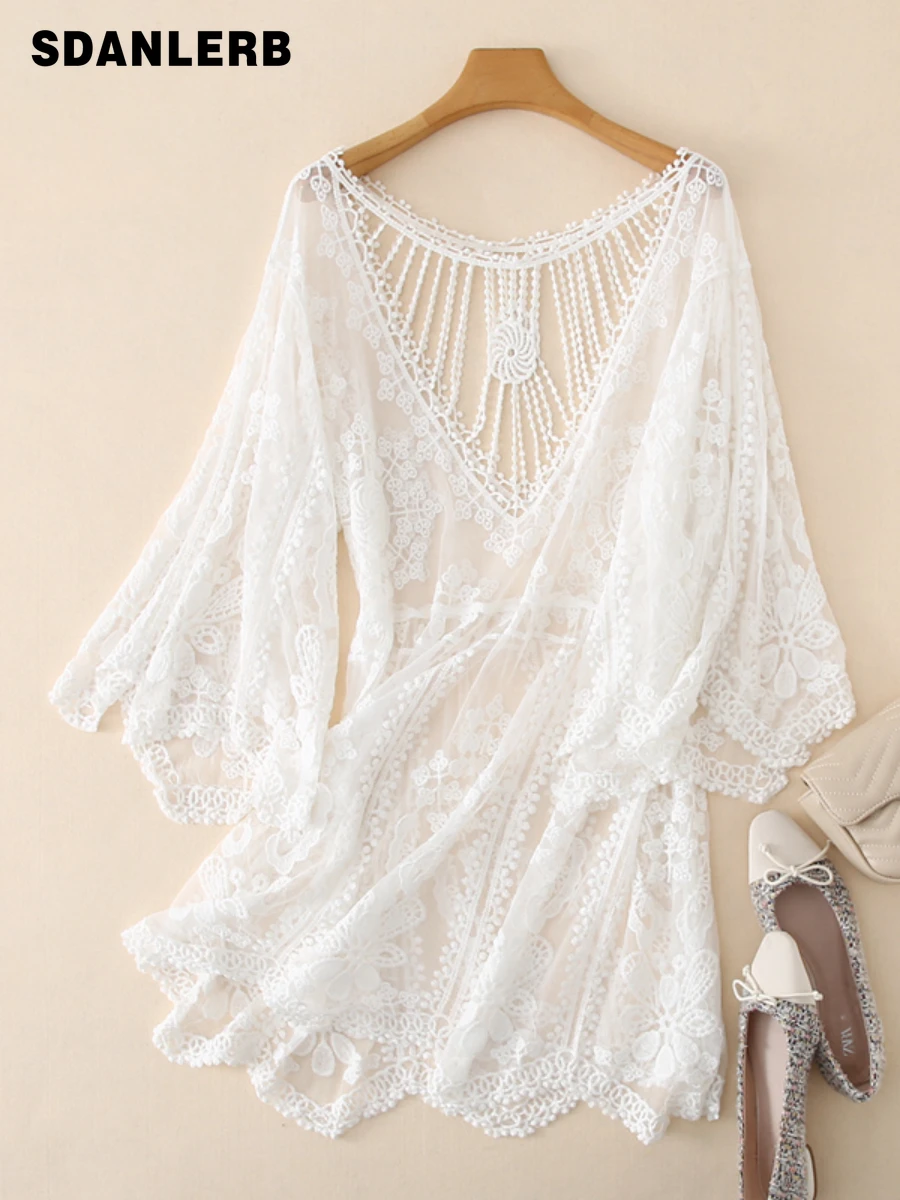 Travel Vacation Sweet Floral Lace Blouse Women's Outer Wear Mid-Length Sun Protection Pullover Top Summer Solid Color Shirt
Travel Vacation Sweet Floral Lace Blouse Women's Outer Wear Mid-Length Sun Protection Pullover Top Summer Solid Color Shirt