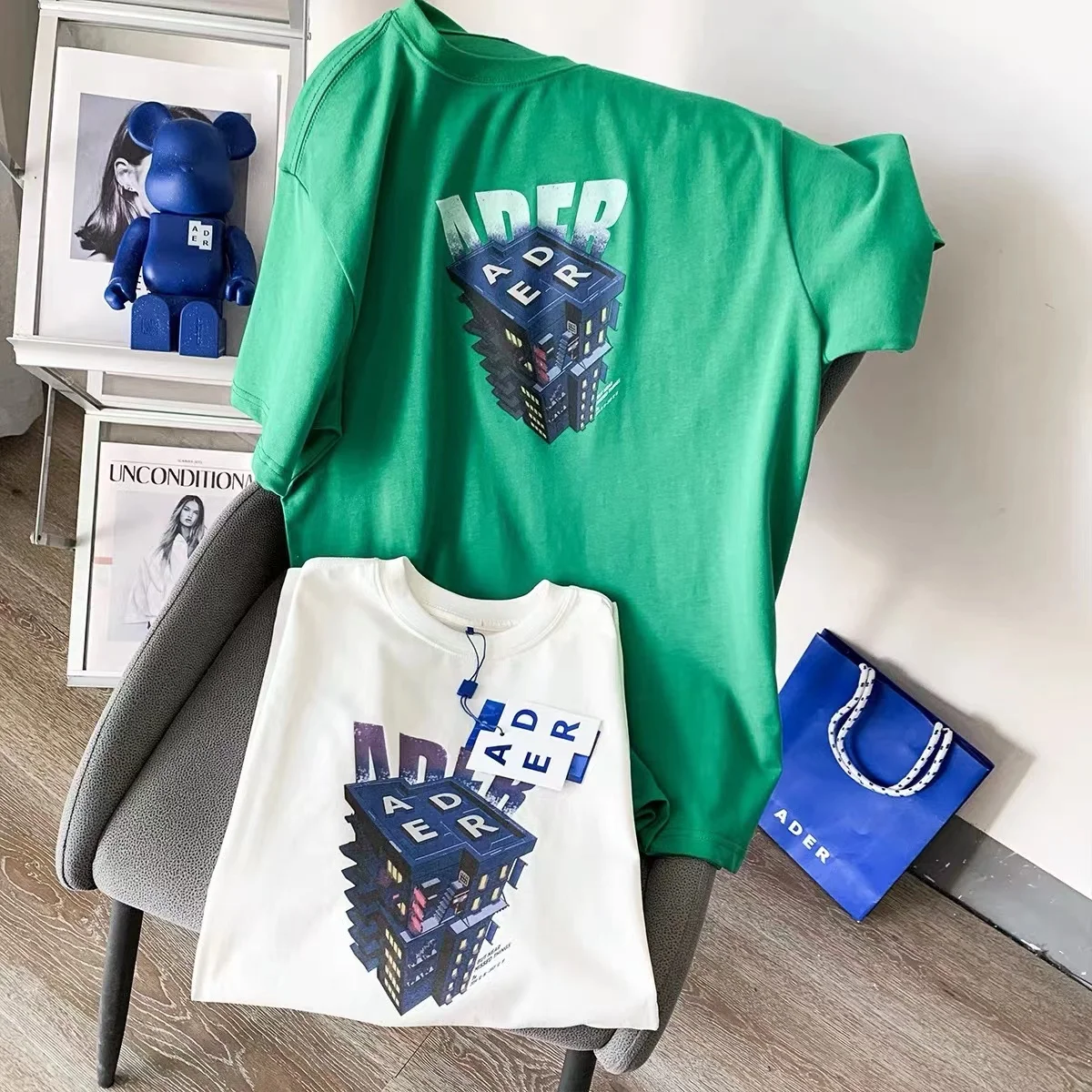 ADER ERROR 7th anniversary limited high-quality short-sleeved T-shirt 1:1 geometric city print men and women couple loose top
ADER ERROR 7th anniversary limited high-quality short-sleeved T-shirt 1:1 geometric city print men and women couple loose top