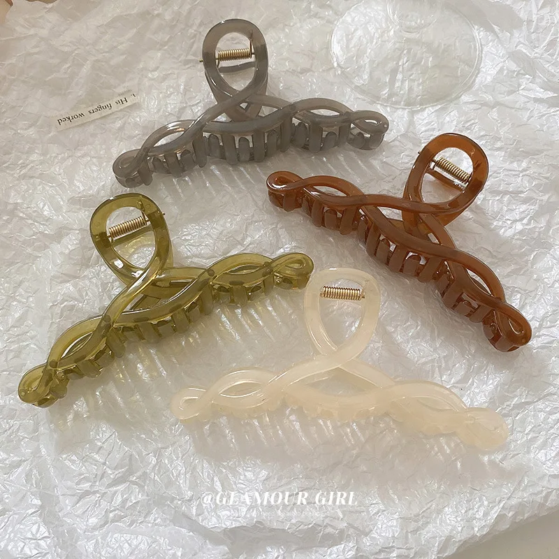 Coffee Color Geometric Cross Hair Clip Fashion Temperament Acrylic Grip Retro Simple Shark Female
Coffee Color Geometric Cross Hair Clip Fashion Temperament Acrylic Grip Retro Simple Shark Female