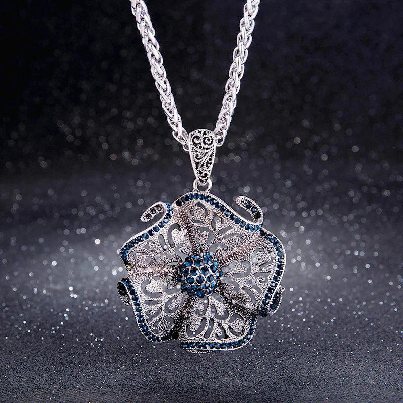 Vintage Flower Choker Necklace for Women Crystal Retro Pattern Collier Femme Fashion Jewelry Korean Long Chain Gift for Girl
Vintage Flower Choker Necklace for Women Crystal Retro Pattern Collier Femme Fashion Jewelry Korean Long Chain Gift for Girl