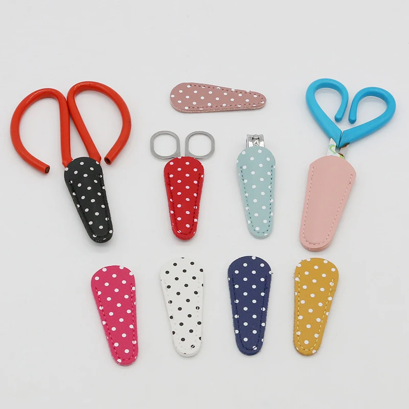 1PC Pedicure Tools Tweezers Cap Leather Nipper Cover Protective Sleeve Dots Cute Manicure Nail Cuticle Scissors
1PC Pedicure Tools Tweezers Cap Leather Nipper Cover Protective Sleeve Dots Cute Manicure Nail Cuticle Scissors