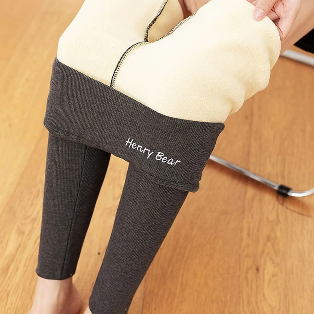 Thicken Long Johns Woman Thermal Underwear Fleece Pants Soft Elastic Warm Leggings Female Velvet Thick Trousers Skinny Bottom
Thicken Long Johns Woman Thermal Underwear Fleece Pants Soft Elastic Warm Leggings Female Velvet Thick Trousers Skinny Bottom