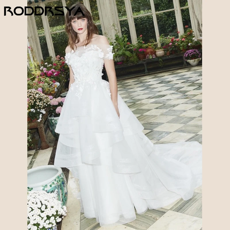 RODDRSYA Princess Boat Neck Wedding Dress Tulle Appliques Large Skirt Robe De Soirée Lace Zipper Back Long Trailing Bride Party
RODDRSYA Princess Boat Neck Wedding Dress Tulle Appliques Large Skirt Robe De Soirée Lace Zipper Back Long Trailing Bride Party