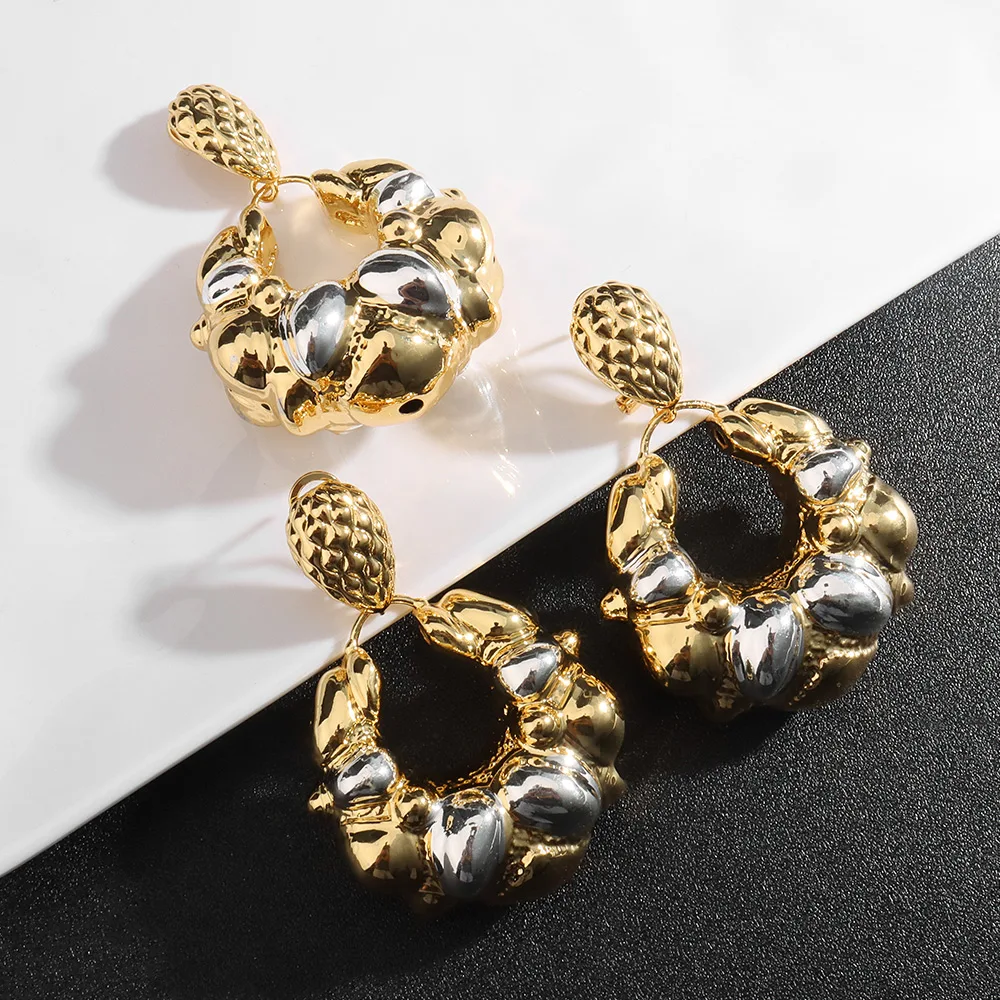 Jewelry For Women 2022 African Round Necklace Earrings Set Dubai Gold Silver Color Wedding Party Bridal Luxury Quality Pendant
Jewelry For Women 2022 African Round Necklace Earrings Set Dubai Gold Silver Color Wedding Party Bridal Luxury Quality Pendant