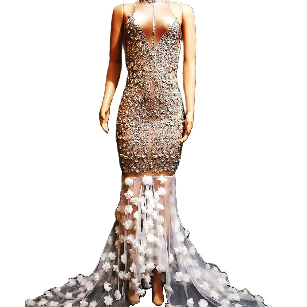 Sexy Backless Rhinestones Sleeveless Women Lace Flower Decoration Dress Stage Costume Evening Party Wedding Birthday Club Cloth
Sexy Backless Rhinestones Sleeveless Women Lace Flower Decoration Dress Stage Costume Evening Party Wedding Birthday Club Cloth