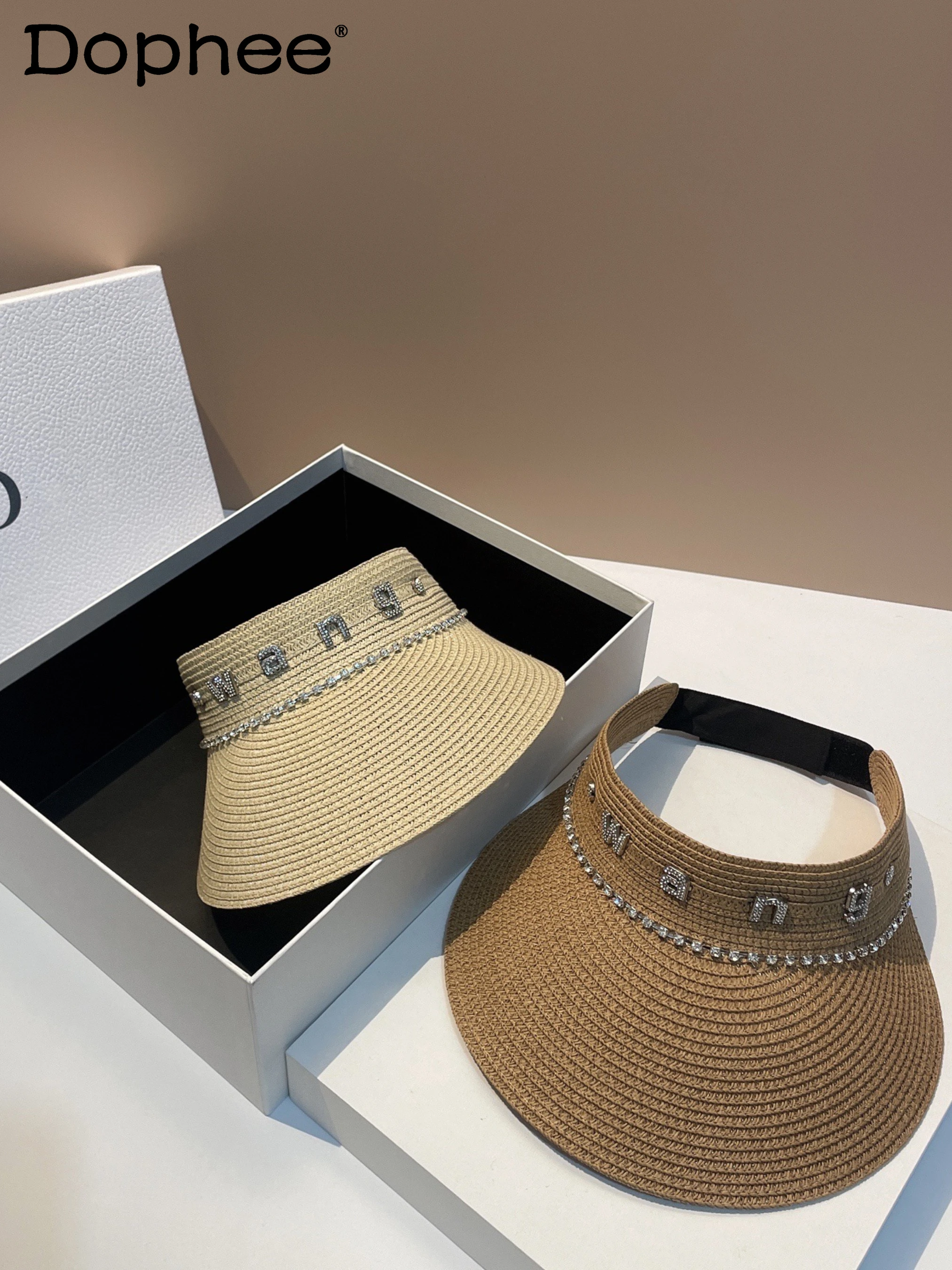 Hot Rhinestone Letter Topless Cap Outdoor Fashion Sun Hat Sun Protection Straw Hat Brim Beach Hats 2022 Summer Hats for Women
Hot Rhinestone Letter Topless Cap Outdoor Fashion Sun Hat Sun Protection Straw Hat Brim Beach Hats 2022 Summer Hats for Women