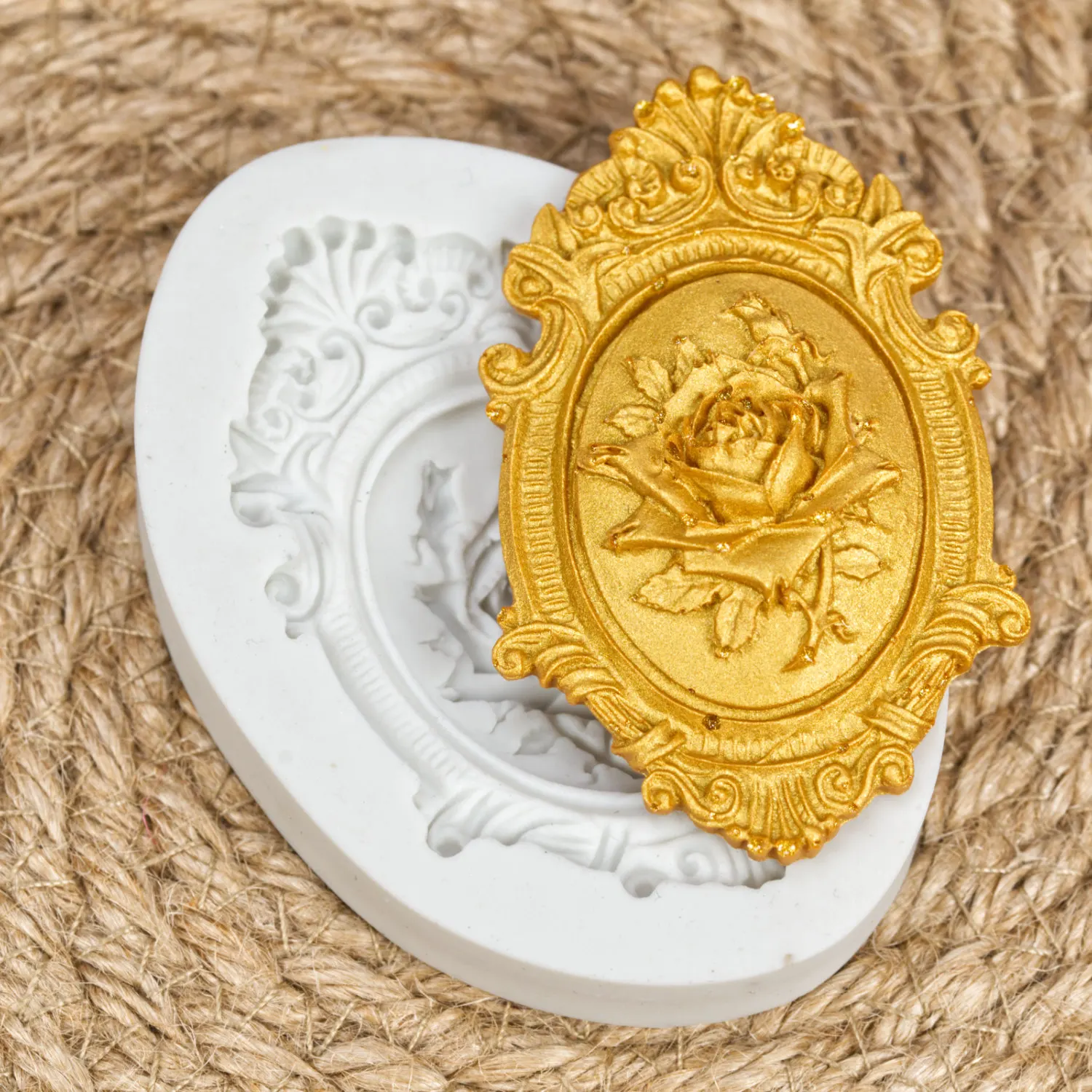 Rose Flower Pretty Photo Frame Silicone Molds For Fondant Cake Chocolate Gumpaste Sugarcraft ect Kitchen Gadget
Rose Flower Pretty Photo Frame Silicone Molds For Fondant Cake Chocolate Gumpaste Sugarcraft ect Kitchen Gadget