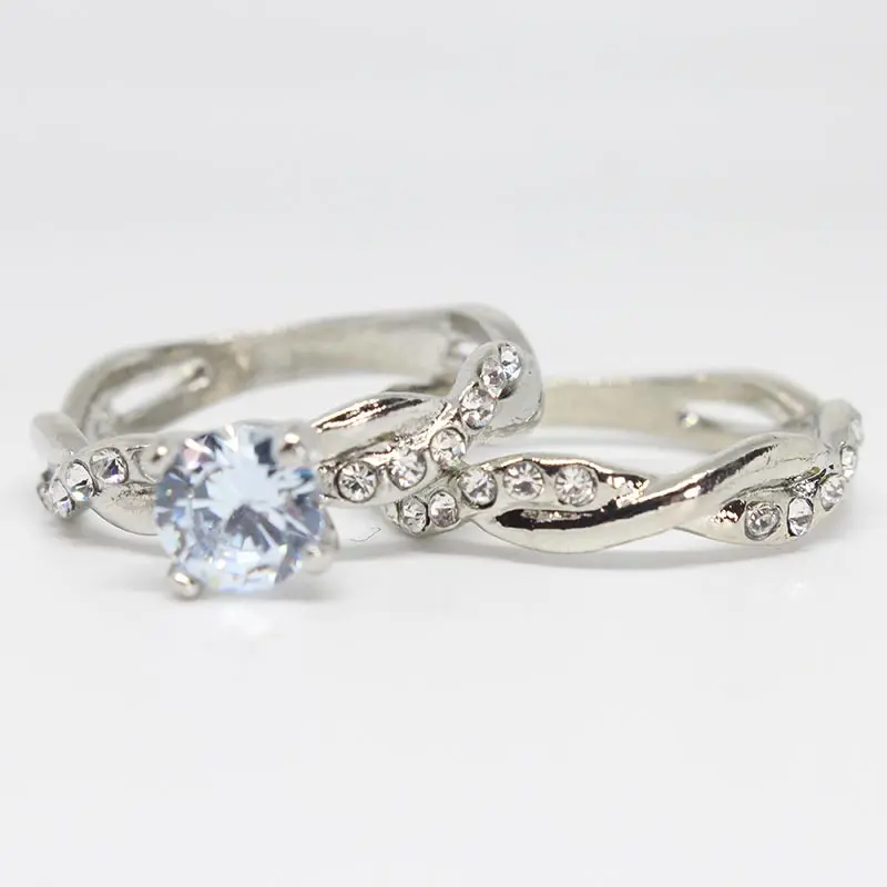 2pcs Trendy Round Clear Crystal Rings Set for Women White Gold Color Women's Wedding Jewelry Accessories Gifts Dropshipping
2pcs Trendy Round Clear Crystal Rings Set for Women White Gold Color Women's Wedding Jewelry Accessories Gifts Dropshipping