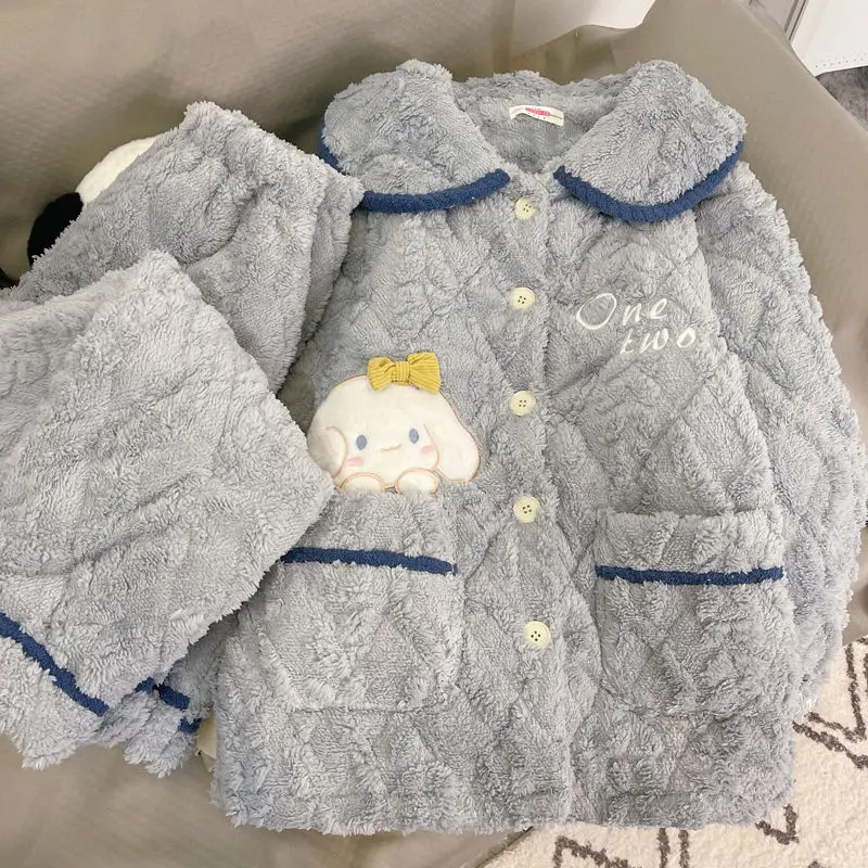 Sanrios Cinnamoroll Pajama Sets Cartoon Three-Layer Quilted Flannel Winter Warm Women's Pajamas Homewear Two-Piece Set
Sanrios Cinnamoroll Pajama Sets Cartoon Three-Layer Quilted Flannel Winter Warm Women's Pajamas Homewear Two-Piece Set