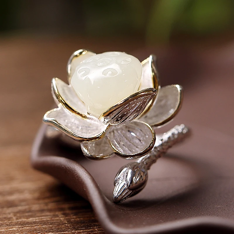 S925 Silver Ladies Ring Natural White Jade Trollius Chinensis Vintage Buddhist Costume Ring Opening Ring
S925 Silver Ladies Ring Natural White Jade Trollius Chinensis Vintage Buddhist Costume Ring Opening Ring