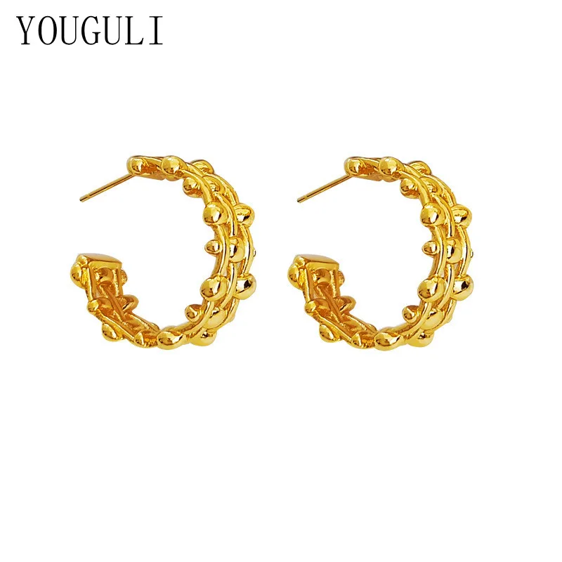 S925 needle Trendy Jewelry Hollow Hoop Earrings For Fashion Women Korean Temperament Daily Wearing Earring Gifts Hot Sale
S925 needle Trendy Jewelry Hollow Hoop Earrings For Fashion Women Korean Temperament Daily Wearing Earring Gifts Hot Sale