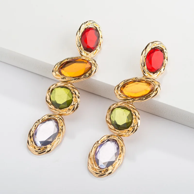 Luxury Crystal Rhinestone Drop Earrings for Women Oval Multi Zircon Alloy Pendant Exaggerated Earrings Jewelry
Luxury Crystal Rhinestone Drop Earrings for Women Oval Multi Zircon Alloy Pendant Exaggerated Earrings Jewelry