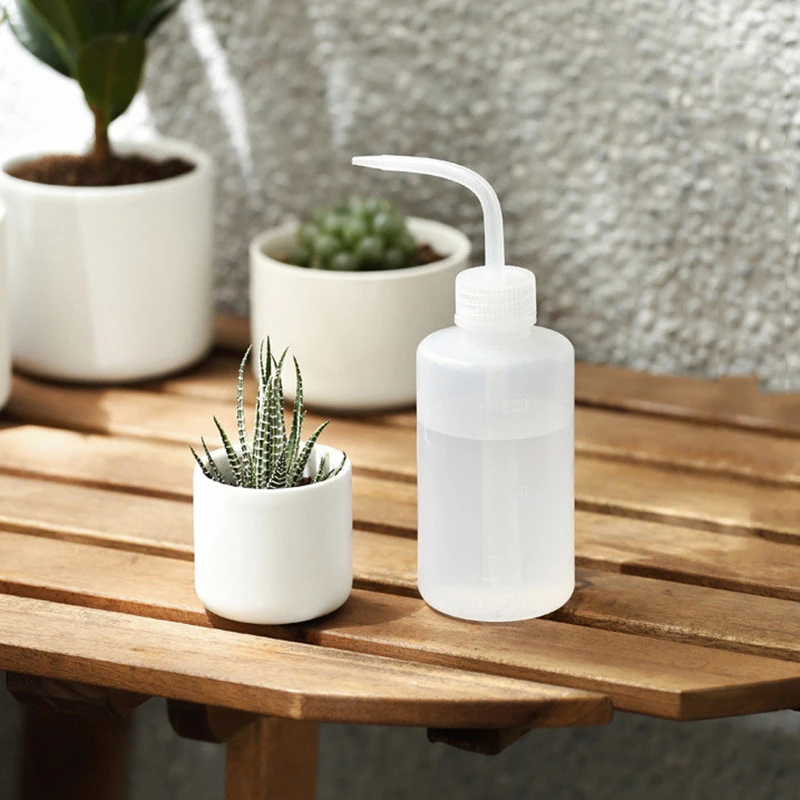 1 Pcs Watering Pot 150/250ml Long Curved Meat Transparent Water Bottle Liquid Container Spray Bottle Kettle Watering
1 Pcs Watering Pot 150/250ml Long Curved Meat Transparent Water Bottle Liquid Container Spray Bottle Kettle Watering