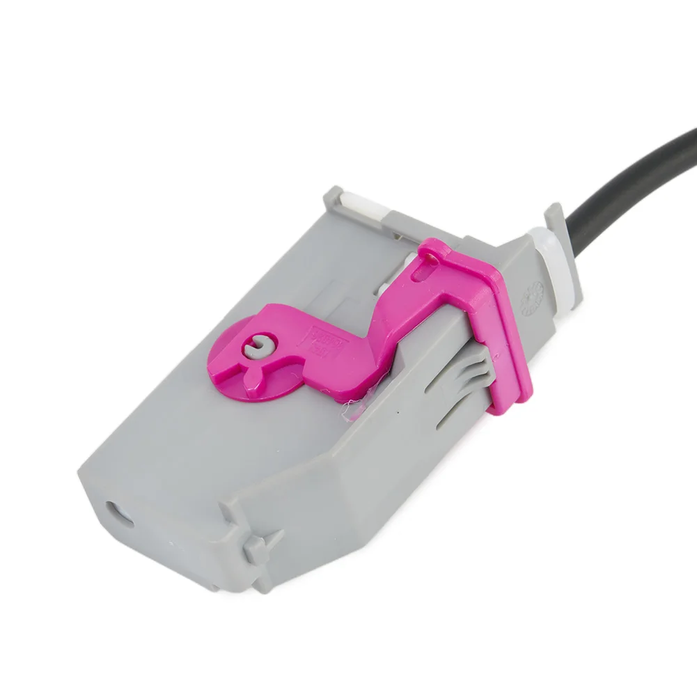 Aux Cable Bluetooth Adapter Plastic 32 Pin 4.0 Protocol Approx.17.5cm Backward Compatible 1 Pcs 12V High-quality
Aux Cable Bluetooth Adapter Plastic 32 Pin 4.0 Protocol Approx.17.5cm Backward Compatible 1 Pcs 12V High-quality