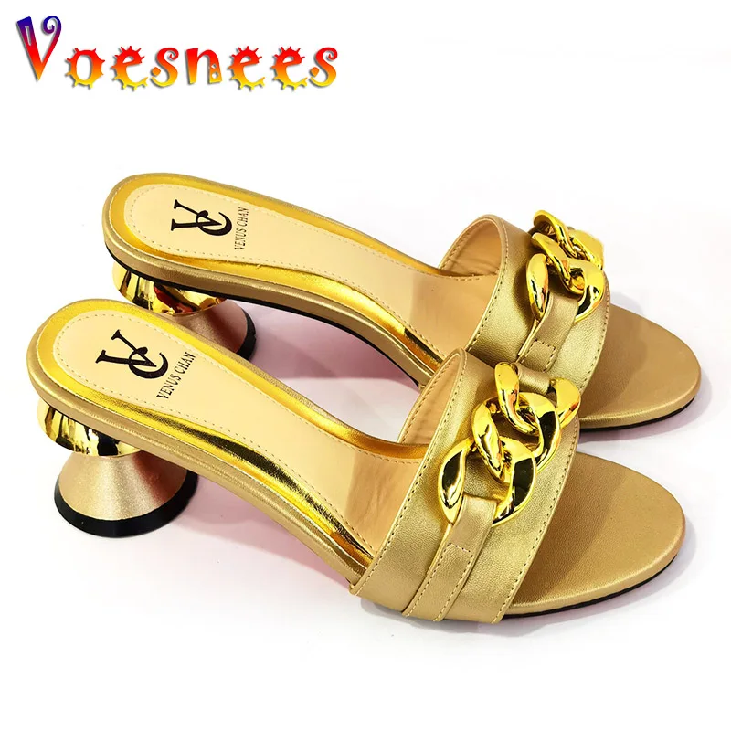 Voesnees 2022 Brand Gold Chain Women Slipper 6CM Casual Slide Summer Beach Sandals Fashion Lazy Outdoor Plus Size Ladies Shoes
Voesnees 2022 Brand Gold Chain Women Slipper 6CM Casual Slide Summer Beach Sandals Fashion Lazy Outdoor Plus Size Ladies Shoes