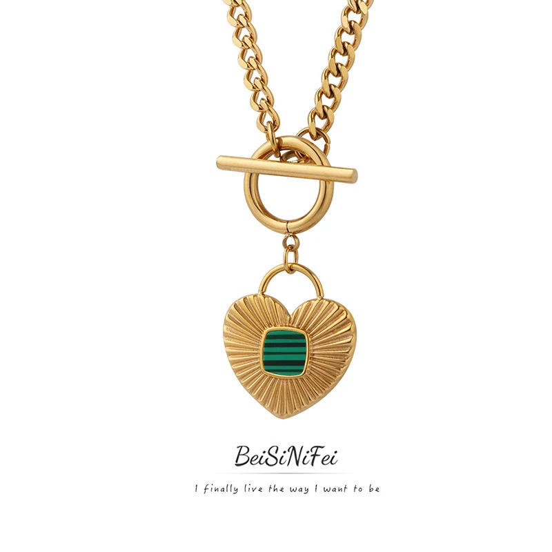 Stainless steel necklace for women Vintage Style Personality OT Buckle Heart Pendant Inlaid Green Striped Acrylic Necklace
Stainless steel necklace for women Vintage Style Personality OT Buckle Heart Pendant Inlaid Green Striped Acrylic Necklace
