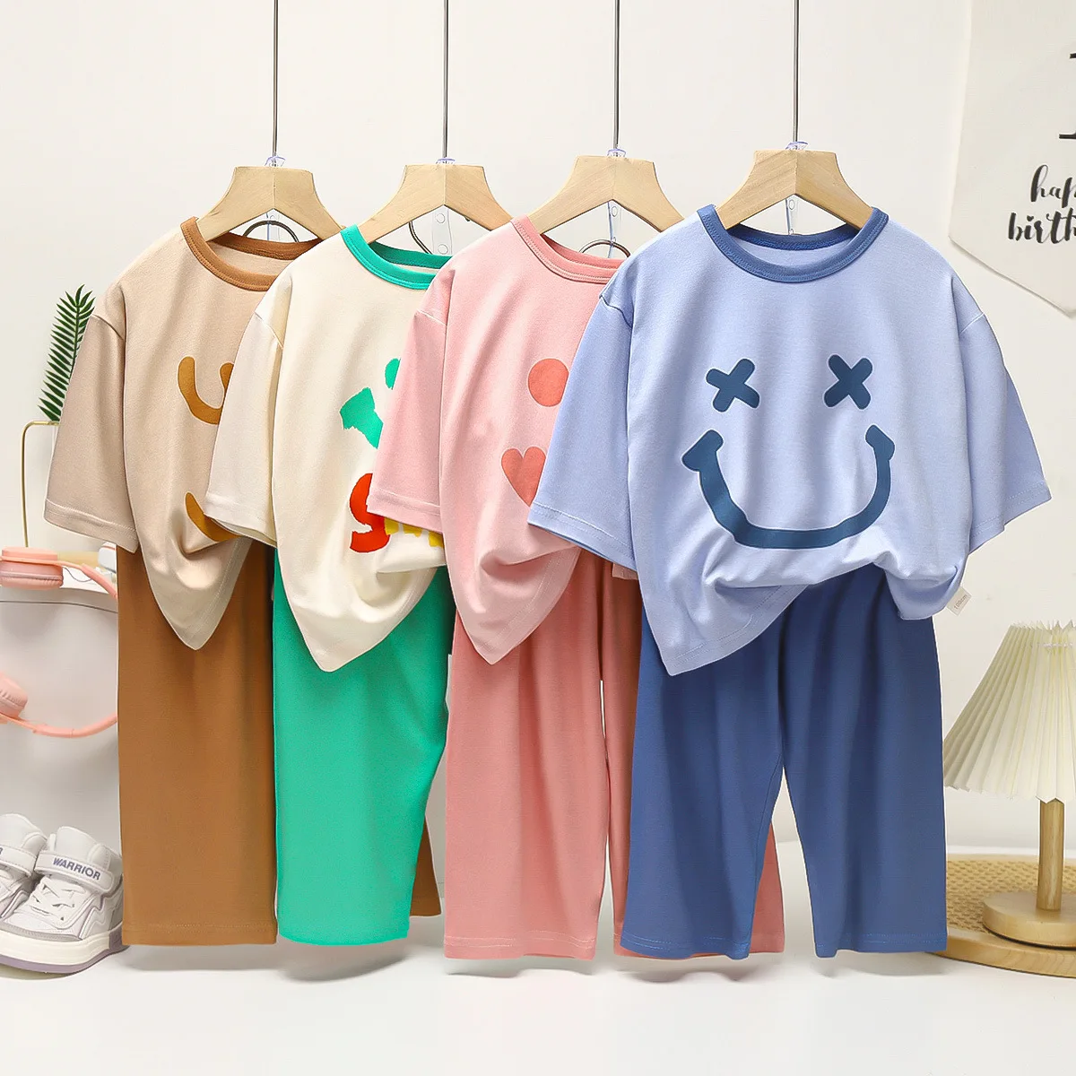 Children's home clothes set for boys and girls in summer breathable ice silk thin pajamas baby 2-piece set.
Children's home clothes set for boys and girls in summer breathable ice silk thin pajamas baby 2-piece set.