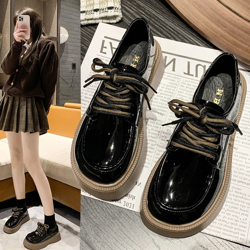 Small Leather Shoes Women's Spring Retro Platform Shoes 2022 New Lace Up College Style Dress Shoes
Small Leather Shoes Women's Spring Retro Platform Shoes 2022 New Lace Up College Style Dress Shoes