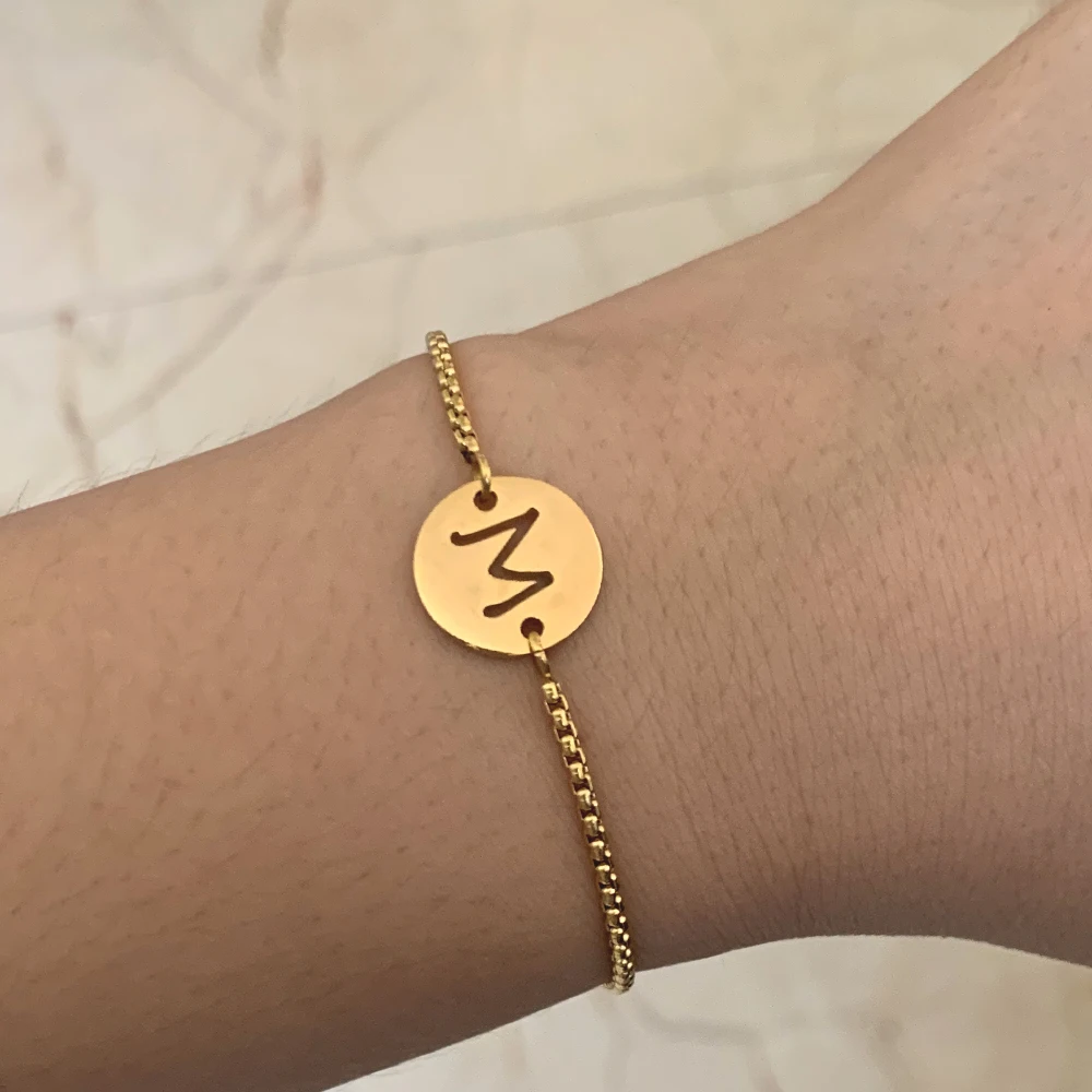 Simple Stainless Steel Gold Color Hollow Round Charm Bracelet Adjustable Beaded Chain Initial Alphabet Letter Arm Cuff Jewelry
Simple Stainless Steel Gold Color Hollow Round Charm Bracelet Adjustable Beaded Chain Initial Alphabet Letter Arm Cuff Jewelry