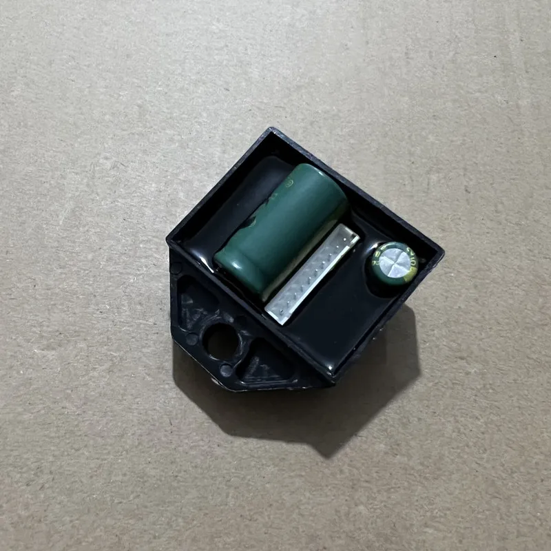 Зажигание KIPOR IG770 ESE700 KI-DHQ-07 700 Вт
Зажигание KIPOR IG770 ESE700 KI-DHQ-07 700 Вт