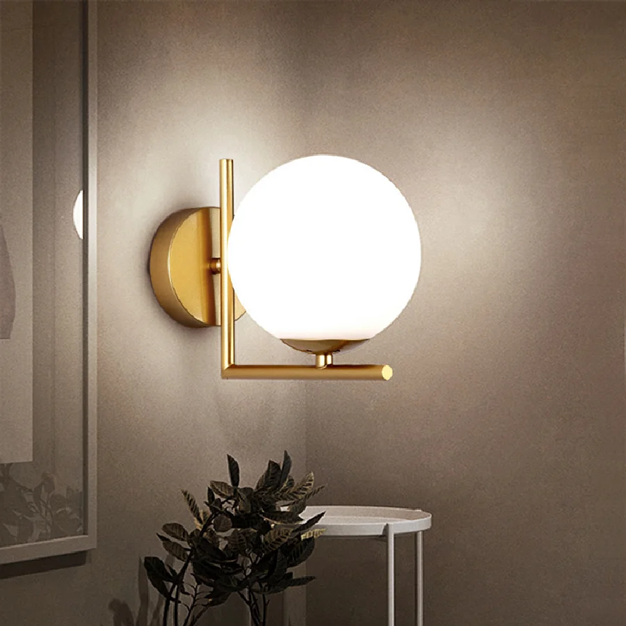

Современная настенная лампа E27, простой Сферический стеклянный комнатный светильник для спальни, прикроватного столика, гостиной, настенно...
