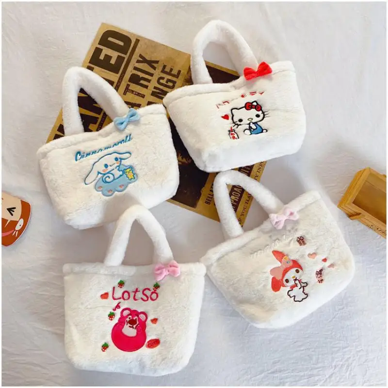 Sanrio Kawaii Plush Handbag Kuromi Melody Cinnamoroll Kawaii Plush Bag Cartoon Animal Doll High-Capacity Sanrio Handbag for Girl
Sanrio Kawaii Plush Handbag Kuromi Melody Cinnamoroll Kawaii Plush Bag Cartoon Animal Doll High-Capacity Sanrio Handbag for Girl